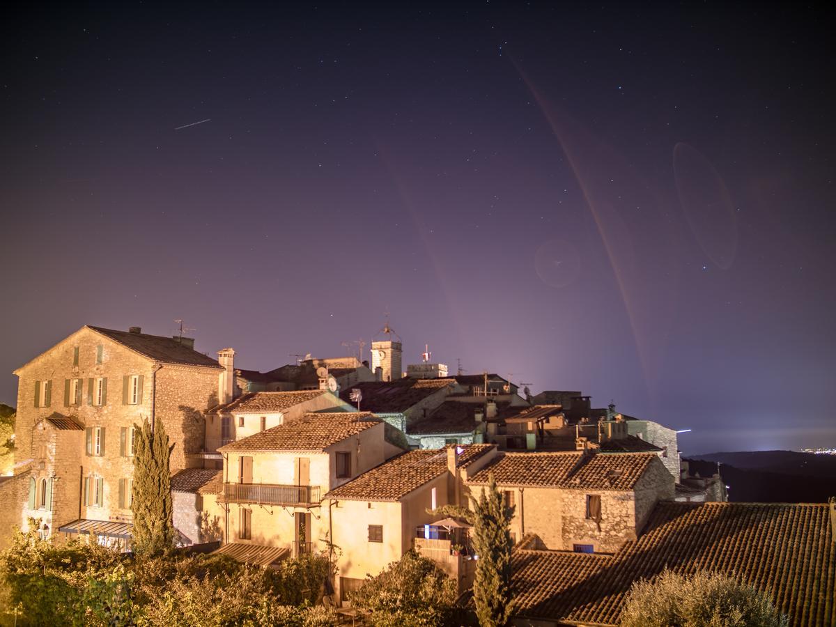 Auberge De Tourrettes Bagian luar foto